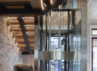 Multi story glass home elevator